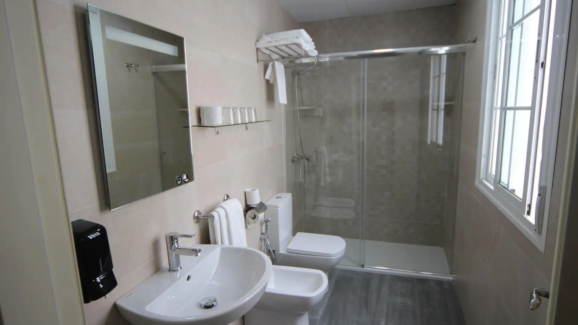 ** Guest house Hostal Roma Seville Spain