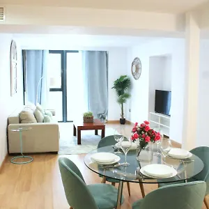 Ole - Albareda 24 Apartamento